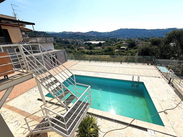 Casa con 6 locali in vendita in Via Rufelli, Somaschi Fontana di Papa Ginestreto, Ariccia