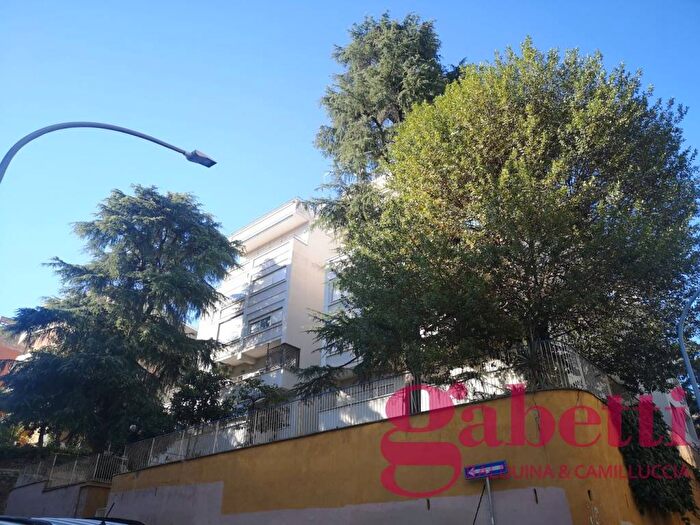 Appartamento con 6 locali in vendita in Via Giorgio Morpurgo, Balduina, Roma