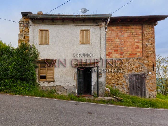 Casa quadrilocale in vendita in Via Fontanazzo, Baiso