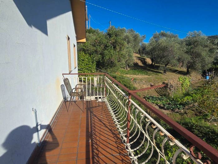 Casa con 6 locali in vendita in Centro, Casarza Ligure