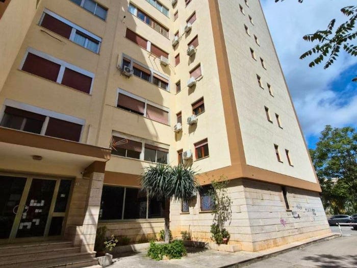 Appartamento con 6 locali in vendita in Via Arturo Maira, Montepellegrino, Palermo