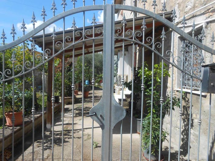 Casa quadrilocale in vendita in Via Campomarino, Montemiletto