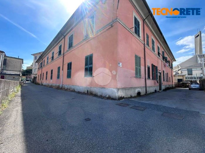 Appartamento trilocale in vendita in Via del Tino, Canaletto, La Spezia
