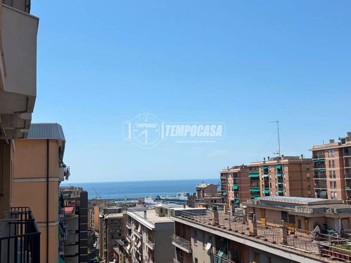 Appartamento trilocale in vendita in Corso Luigi Andrea Martinetti A, Sampierdarena, Genova