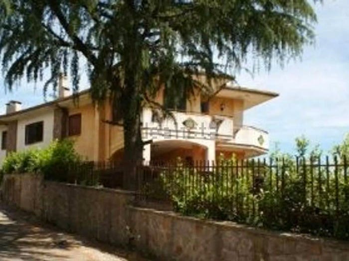 Casa con 5 locali in vendita in Via Giuseppe Trinchieri, San Vito Romano