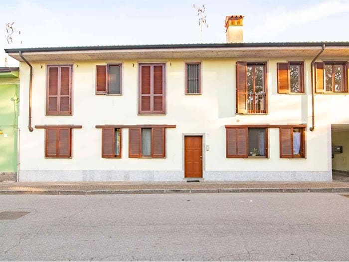 Appartamento trilocale in vendita in Via Garibaldi, Centro, Borghetto Lodigiano