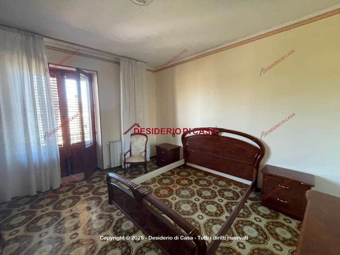 Appartamento con 5 locali in vendita in Viale della Rimembranza, Centro, Altofonte