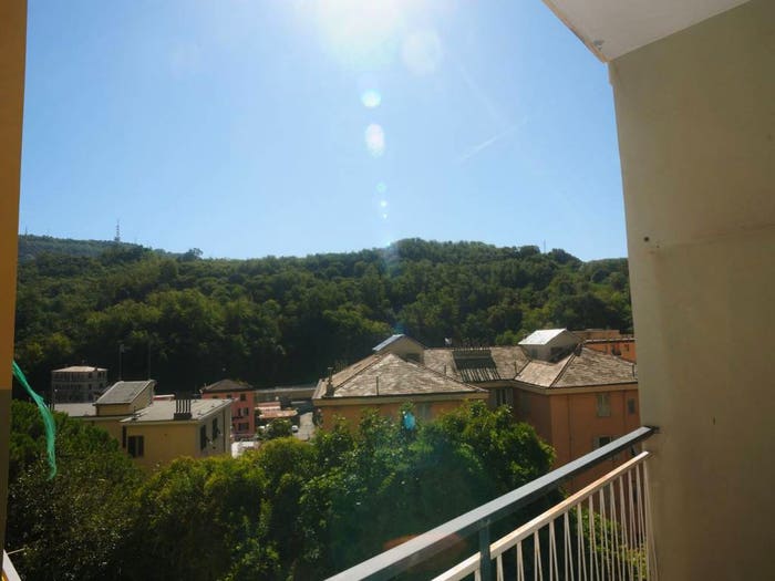 Appartamento quadrilocale in vendita in Via dei Carpentieri, Rivarolo, Genova