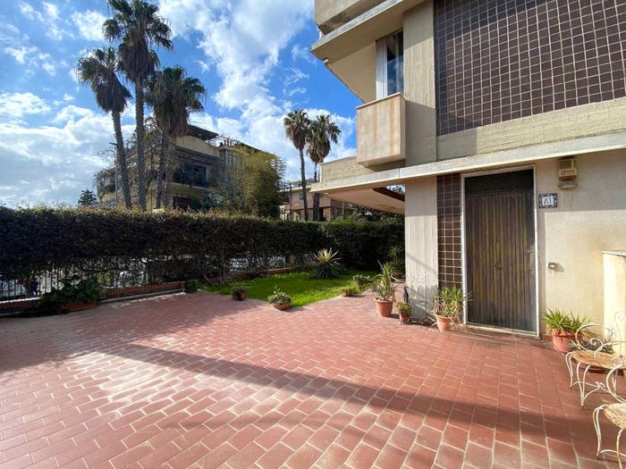 Casa con 6 locali in vendita in Via Don Luigi Sturzo, Cannizzaro, Aci Castello