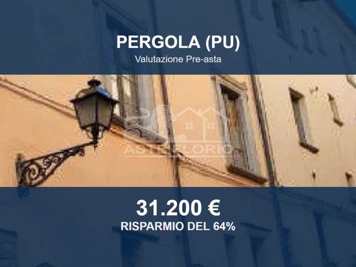 Appartamento con 5 locali in vendita in Via Angel Dalfuoco, Centro, Pergola