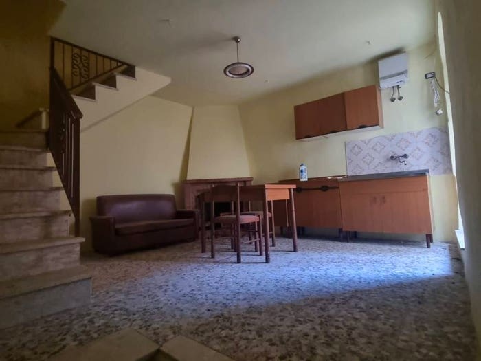 Casa bilocale in vendita in Vico del Nord, Centro, Monteroduni