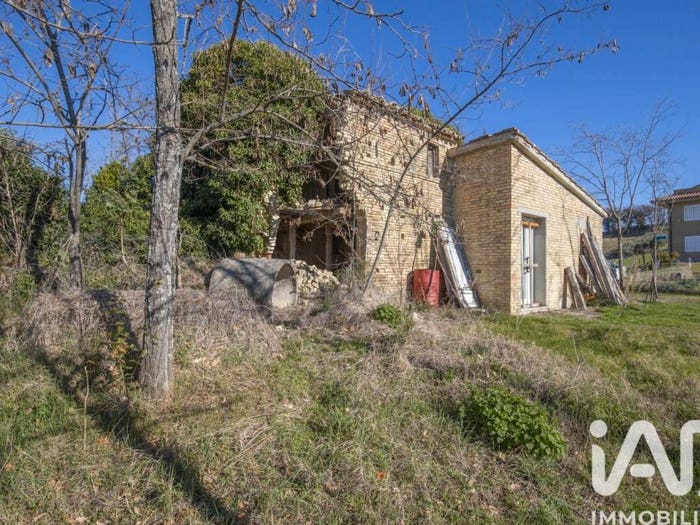 Casa bilocale in vendita in Contrada Colle Cerreto, Montegiorgio