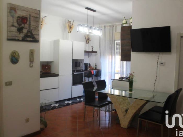 Appartamento con 5 locali in vendita in Via Napoli, Calcinelli, Colli al Metauro