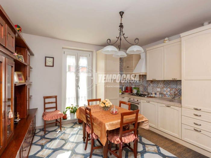 Appartamento trilocale in vendita in Via torino, Centro, Chivasso