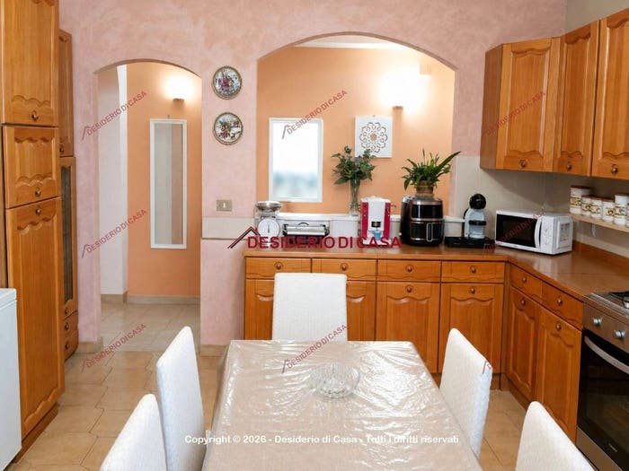 Appartamento con 5 locali in vendita in Via Pietro Merra, Montelepre