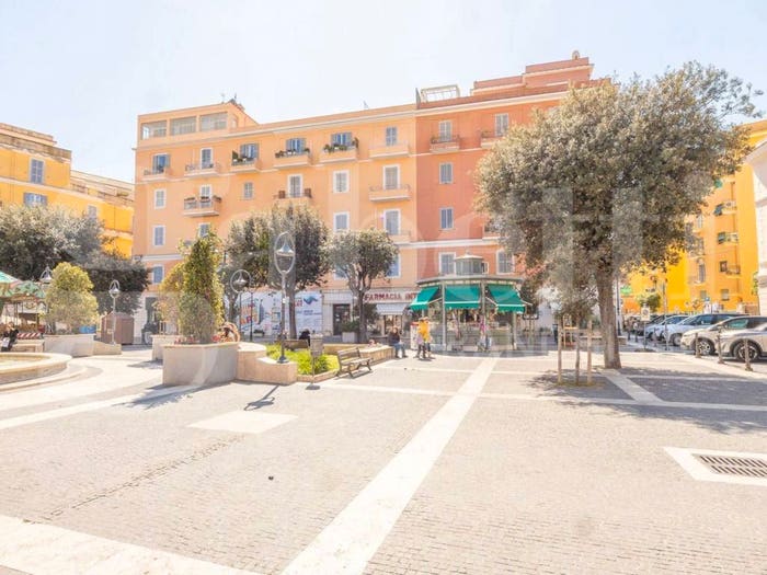 Appartamento trilocale in affitto in Piazza Pia, Centro Storico, Anzio