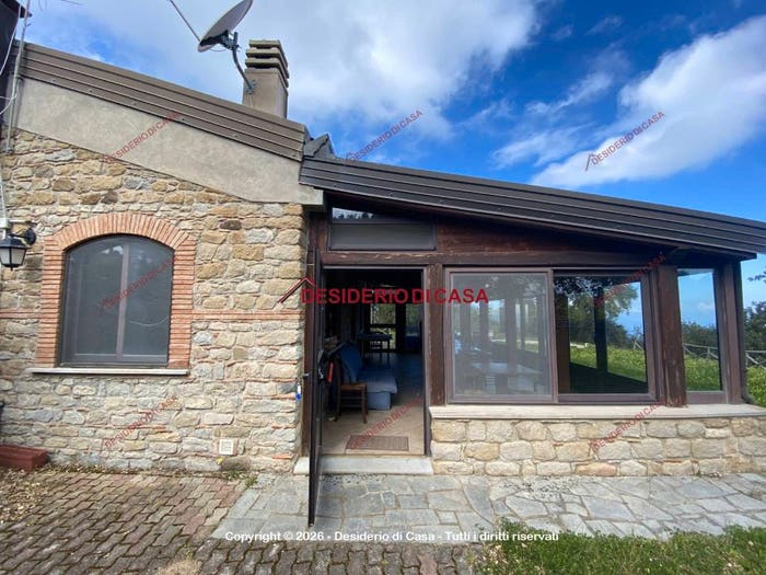Casa con 6 locali in vendita in Strada Provinciale Scarpiglia, Patti