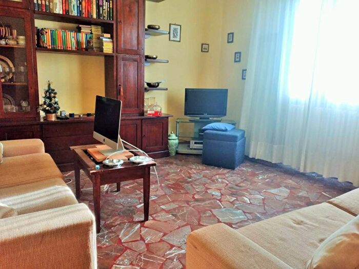 Appartamento con 6 locali in vendita in Cantagrillo Casalguidi, Serravalle Pistoiese