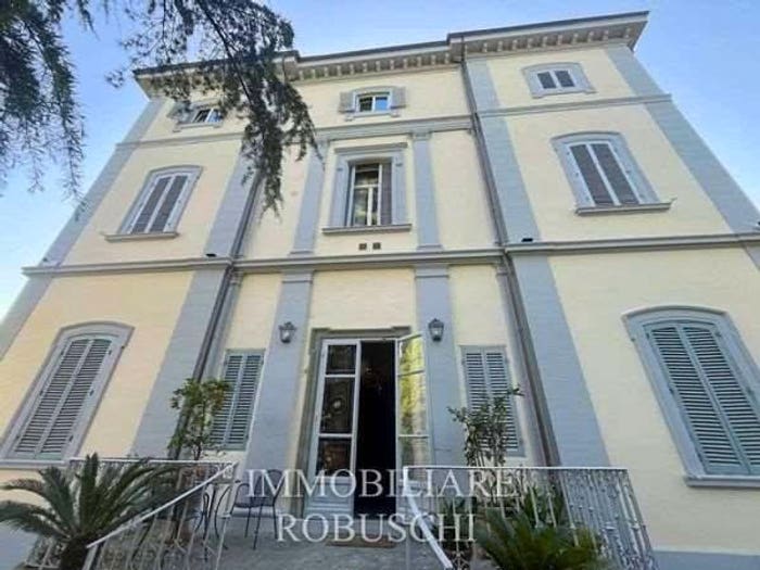 Appartamento trilocale in affitto in Michelangelo Poggio Imperiale, Firenze
