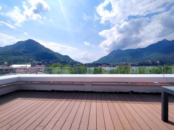 Casa quadrilocale in vendita in Piazza Settembre, Centro, Lecco
