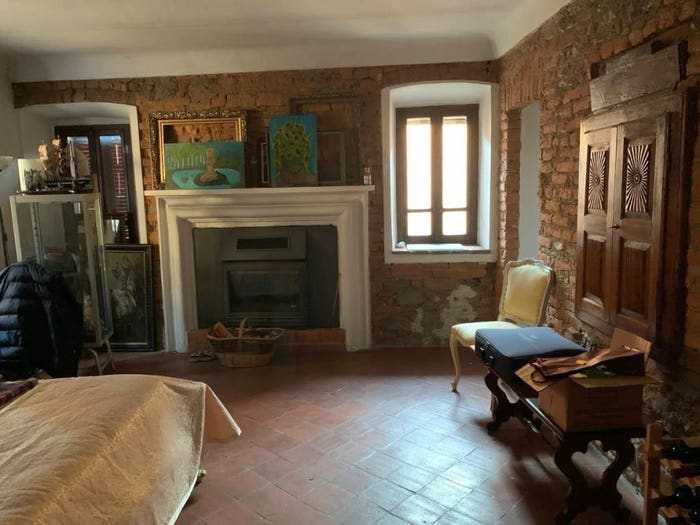 Casa con 6 locali in vendita in Via Giacinto Massa, Centro, Roppolo