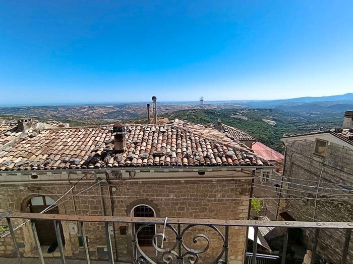Casa trilocale in vendita in Via Balzolo, Pennapiedimonte