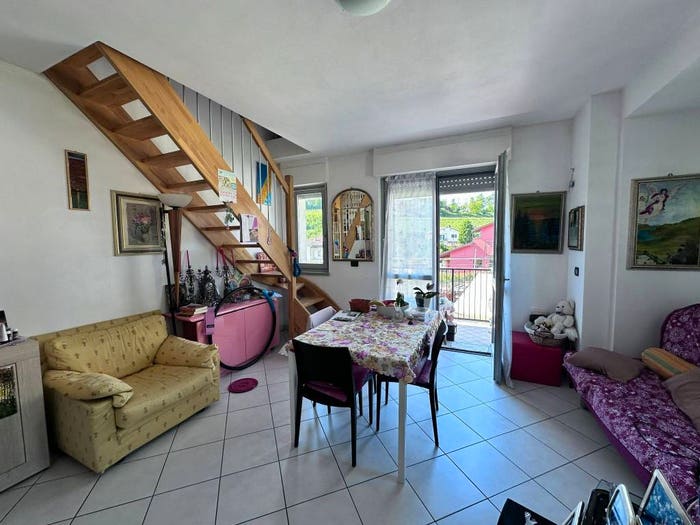 Appartamento bilocale in vendita in Via Settembre, Borgonovo, Neive