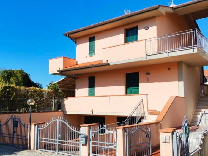 Appartamento trilocale in vendita in Via Giovanni Boccaccio, Le Casine Perignano Spinelli, Casciana Terme Lari