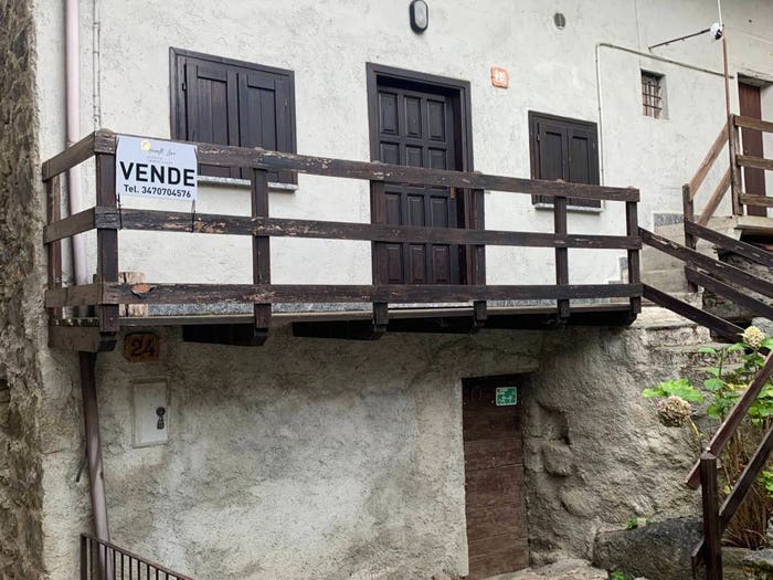 Casa trilocale in vendita in Strada Comunale Ca' del Sasso, Civo