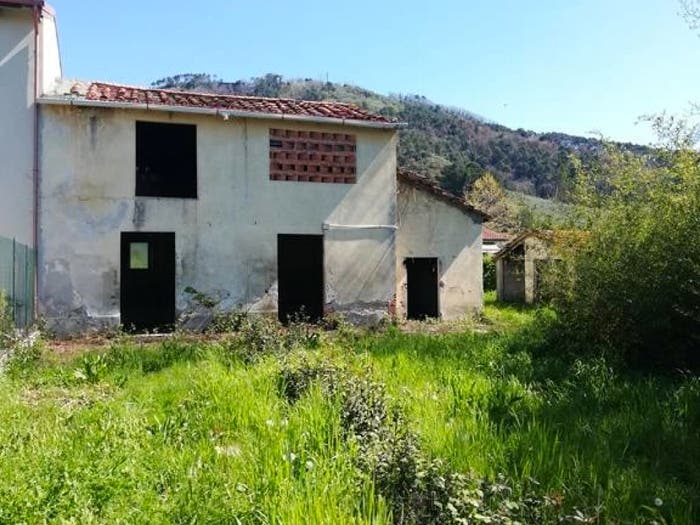 Casa con 6 locali in vendita in Via della Rosa, Piano di Mommio, Massarosa