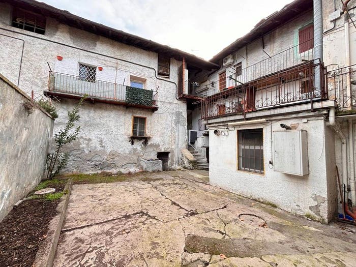 Casa con 6 locali in vendita in Via Ponte Romano, Centro, Aosta