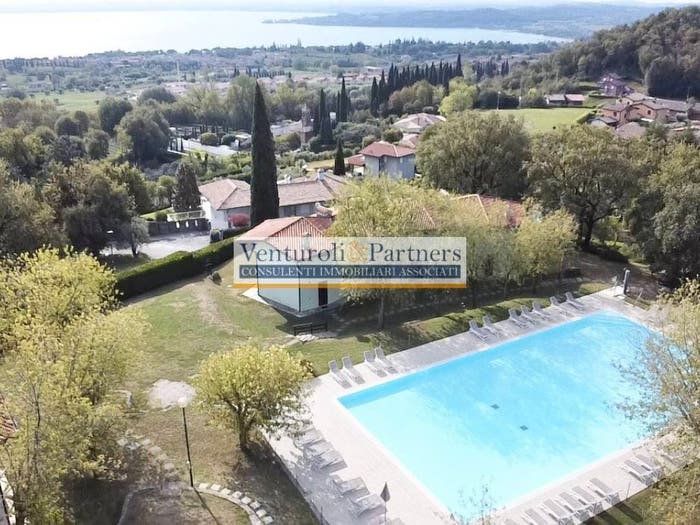 Casa trilocale in vendita in Via Bertanigra, Centro, Padenghe sul Garda