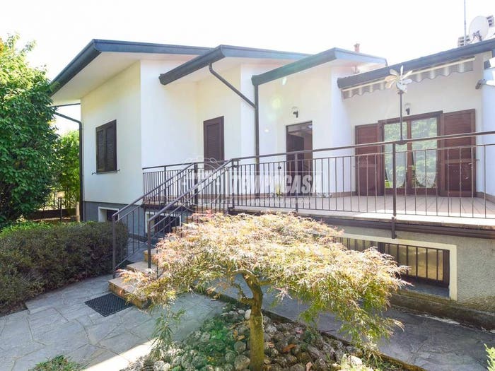Casa con 6 locali in vendita in Via del Gaggio, Centro, Senna Comasco