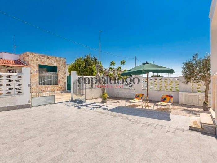 Casa trilocale in vendita in Via Teramo, Centro, Galatina