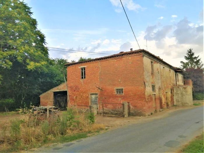 Casa con 6 locali in vendita in Via Larga, Foiano della Chiana