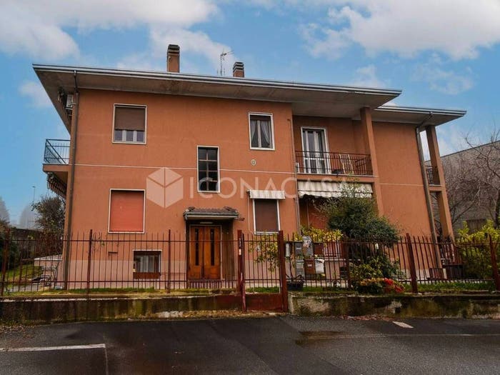 Appartamento trilocale in vendita in Via Giuseppe Giusti, Ravello Villastanza Villapia, Parabiago