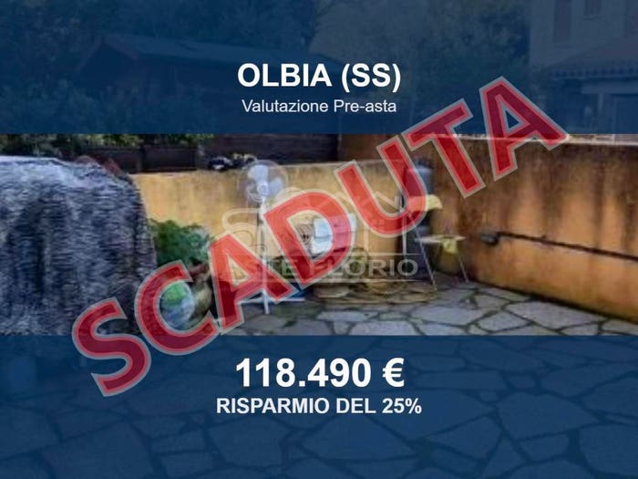 Appartamento trilocale in vendita in Via Del Rosmarino, Baratta, Olbia