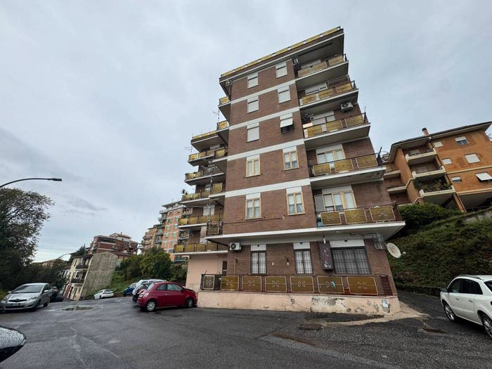Appartamento quadrilocale in vendita in Via Europa, Centro, Gallicano nel Lazio