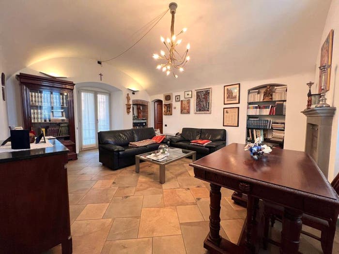 Casa con 6 locali in vendita in Via Antonio Locatelli, Centro, Filago