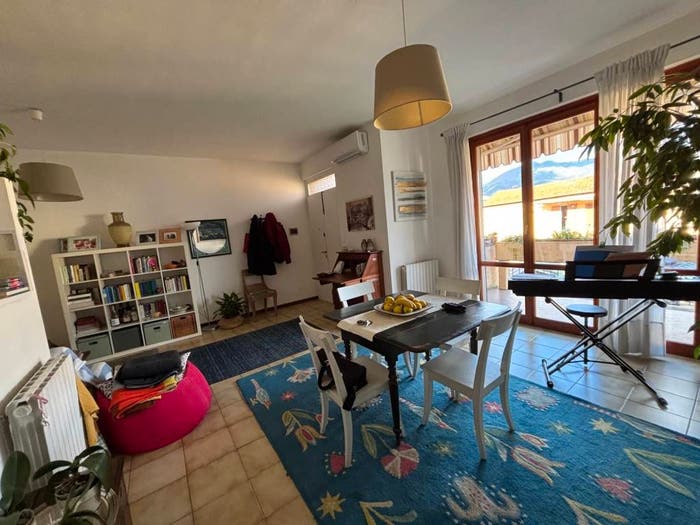 Appartamento trilocale in vendita in Via Fossone, Marina di Massa Centro, Massa