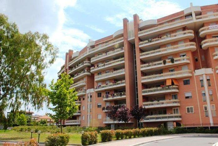 Casa trilocale in vendita in via carroceto, Semicentro, Aprilia