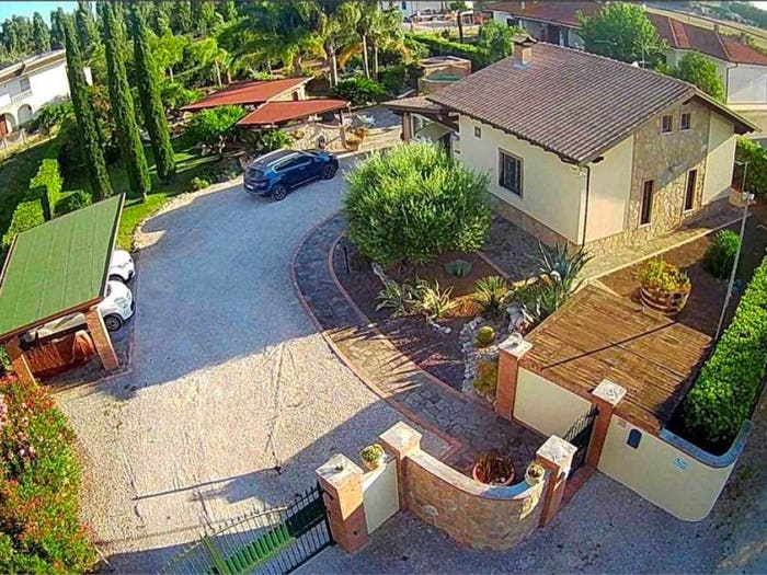 Casa quadrilocale in vendita in STRADA NASCOSA, Borgo Sabotino, Latina