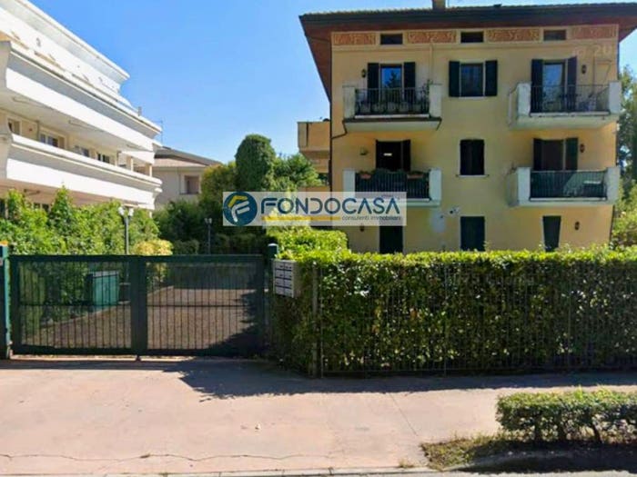 Appartamento trilocale in vendita in via agello, Rivoltella, Desenzano del Garda