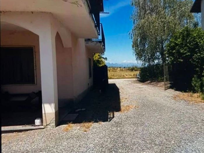 Casa con 6 locali in vendita in Cascina Alemanna, Buronzo