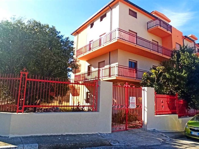 Appartamento quadrilocale in vendita in Contrada San Vincenzo, Motta San Giovanni