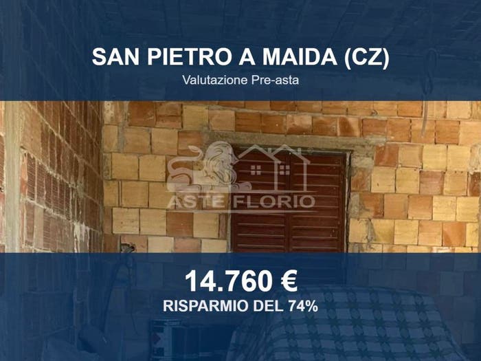 Appartamento con 5 locali in vendita in Via Cavaliere Domenico Cerra, Prato, San Pietro a Maida