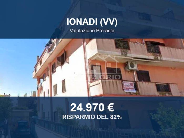 Appartamento con 6 locali in vendita in Via Carducci, Vena, Jonadi