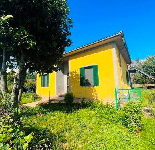 Casa quadrilocale in vendita in Via Teglia, Teglia, Pontremoli