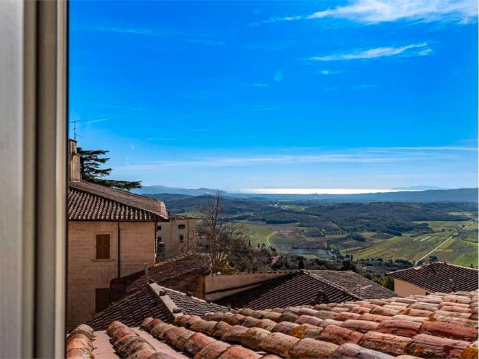 Appartamento con 6 locali in vendita in Piazza Giuseppe Garibaldi, Centro, Massa Marittima