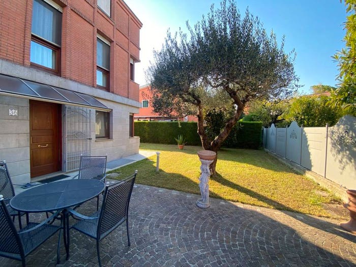 Appartamento quadrilocale in vendita in Via San Pio X, Centro, Abano Terme